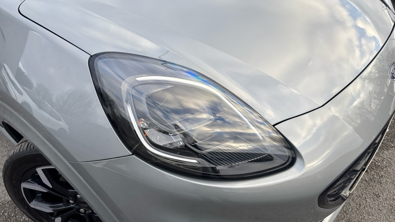 Ford Puma 1.0 EcoBoost Hybrid mHEV 155 ST-Line X 5dr Petrol Hatchback